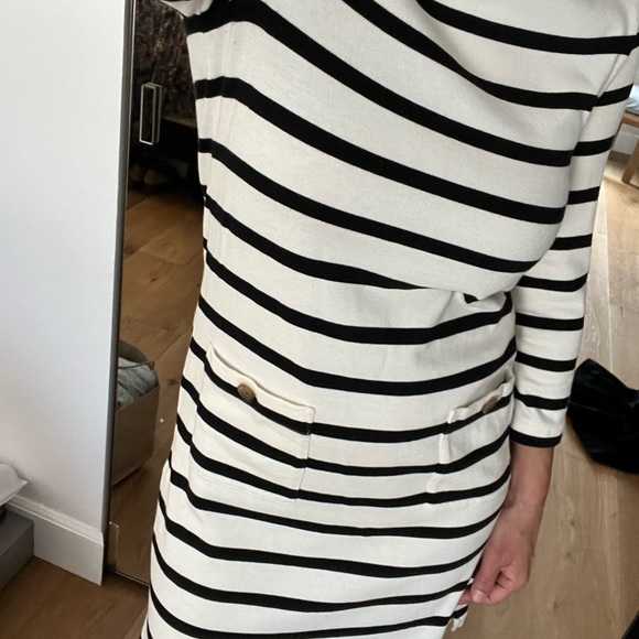 Kate Spade stripe dress, with boat neck style and pocket buttons, size small (4) - Picture 12 of 12